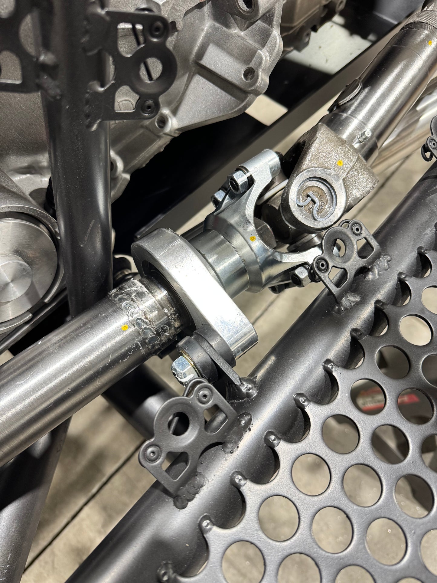 Trail Chassis Carrier Bearing Mount