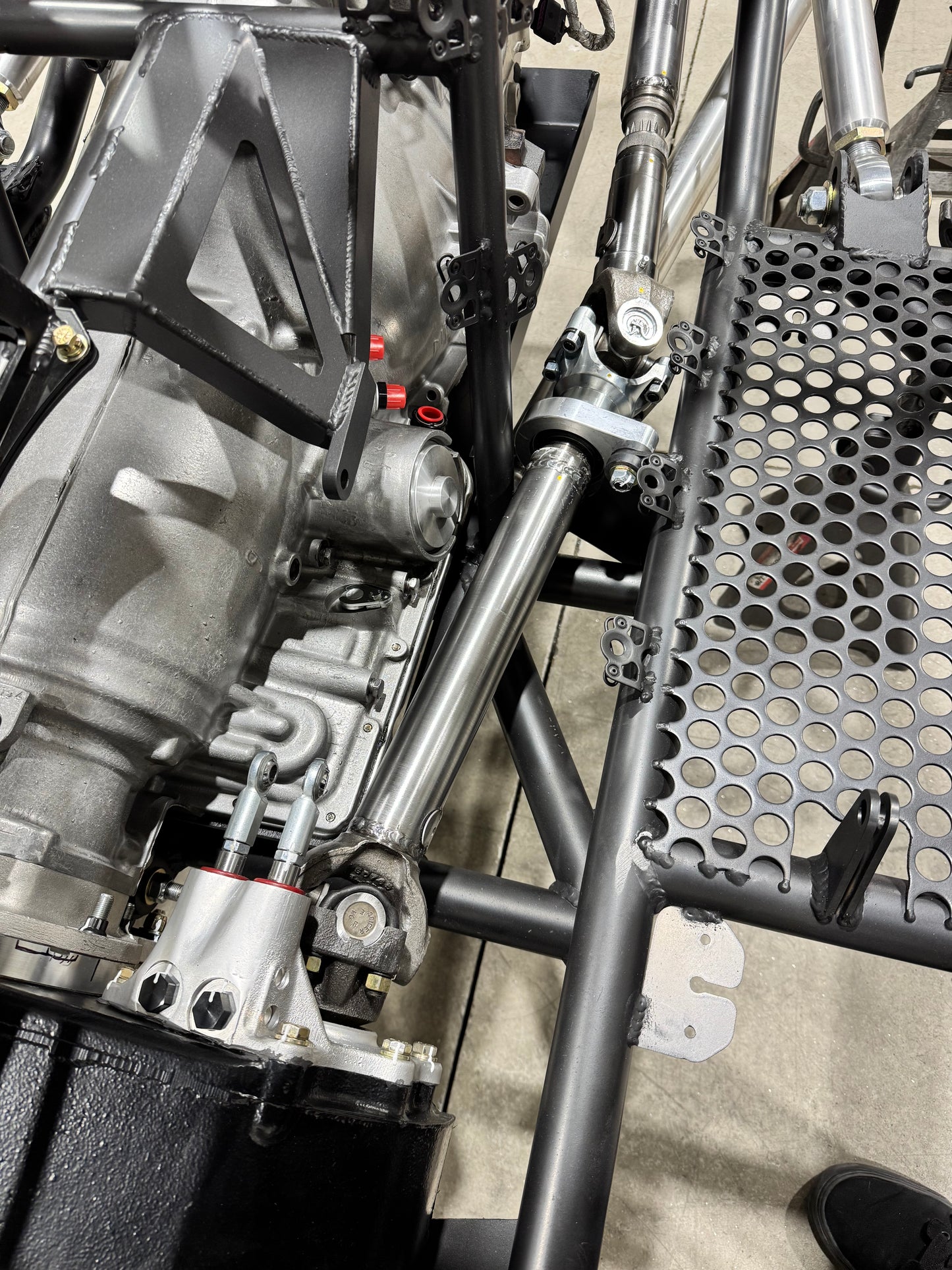 Trail Chassis Carrier Bearing Mount
